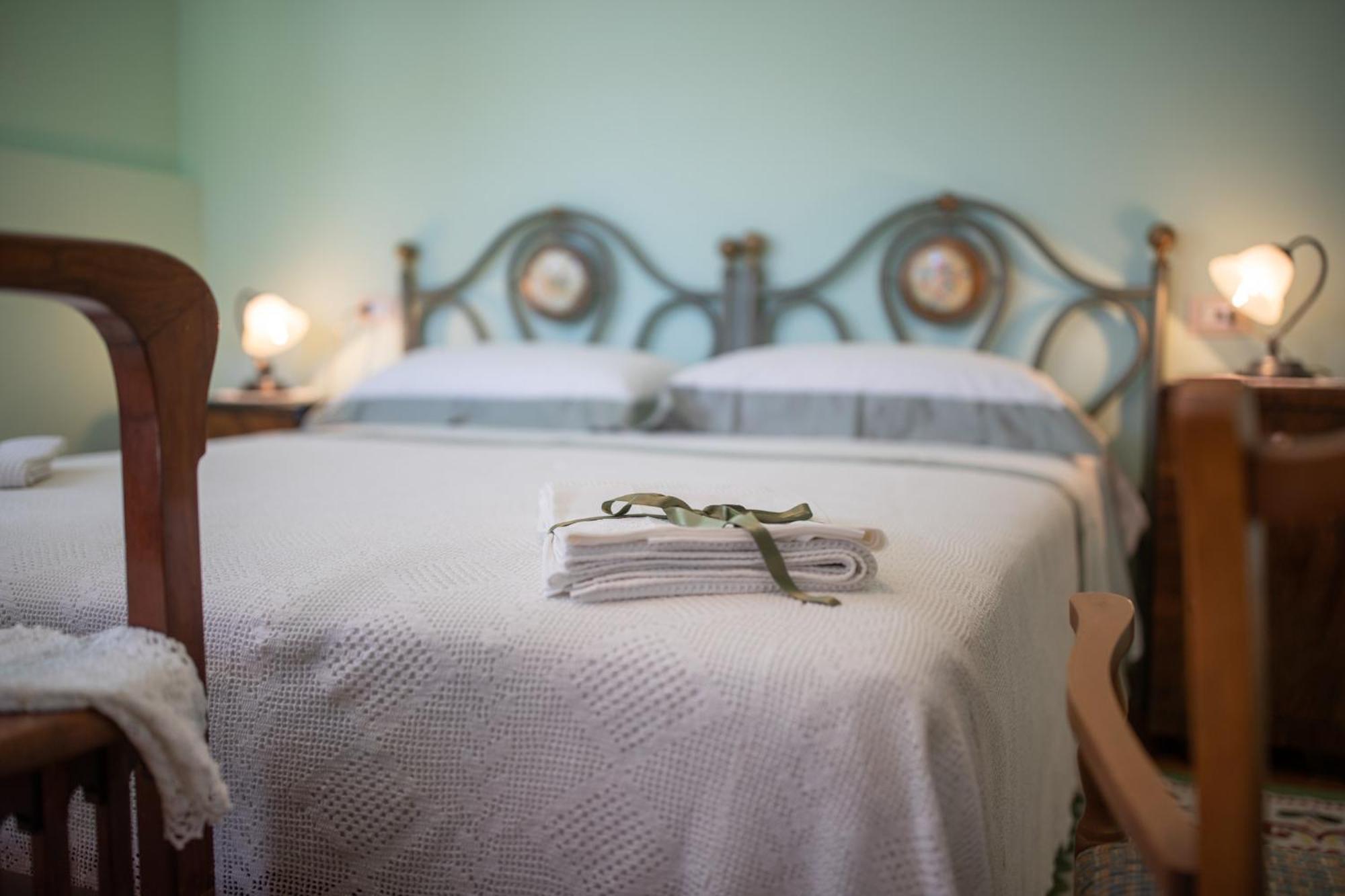 Agriturismo Isola Dei Calanchi - Guest House Atri Zewnętrze zdjęcie